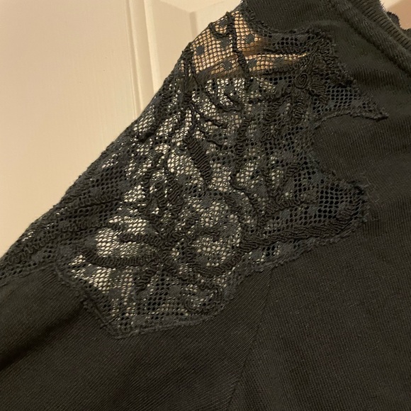 Free People sweatshirt - Picture 1 of 3